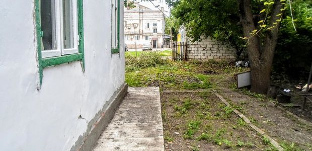 Саманное домовладение в центре ст. Павловской