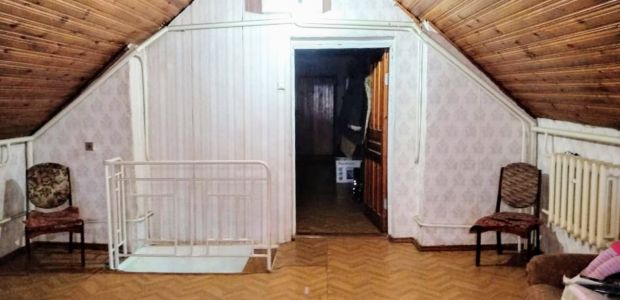Дом в трех уровнях в пос. Малороссийский