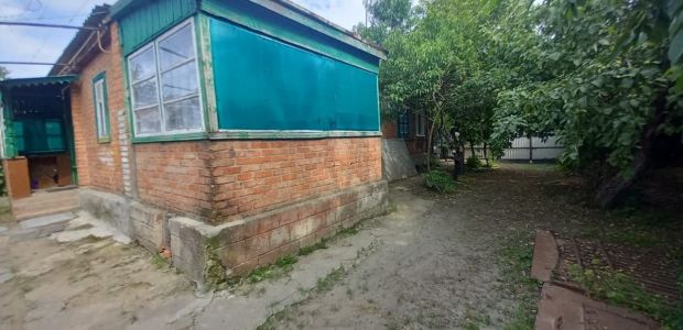 Кирпичное домовладение в центре ст. Архангельская