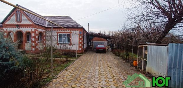 Кирпичное домовладение в ст. Березанская